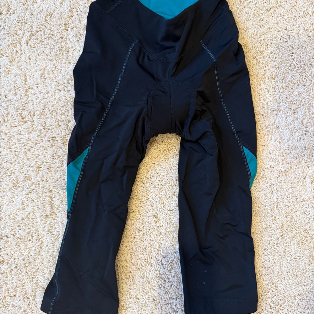 Pearl Izumi Black and Teal Padded Cycling Capri